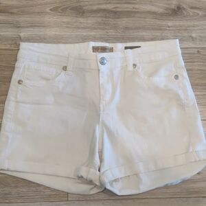 White jean short